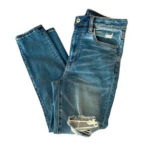 American Eagle super stretch jeans in Size 6 Short